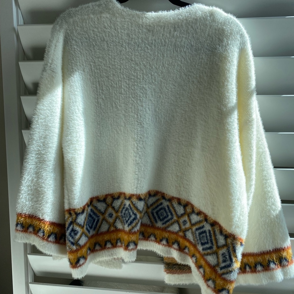 Pink Rose Aztec Pattern Fuzzy Sweater - Picture 7 of 8